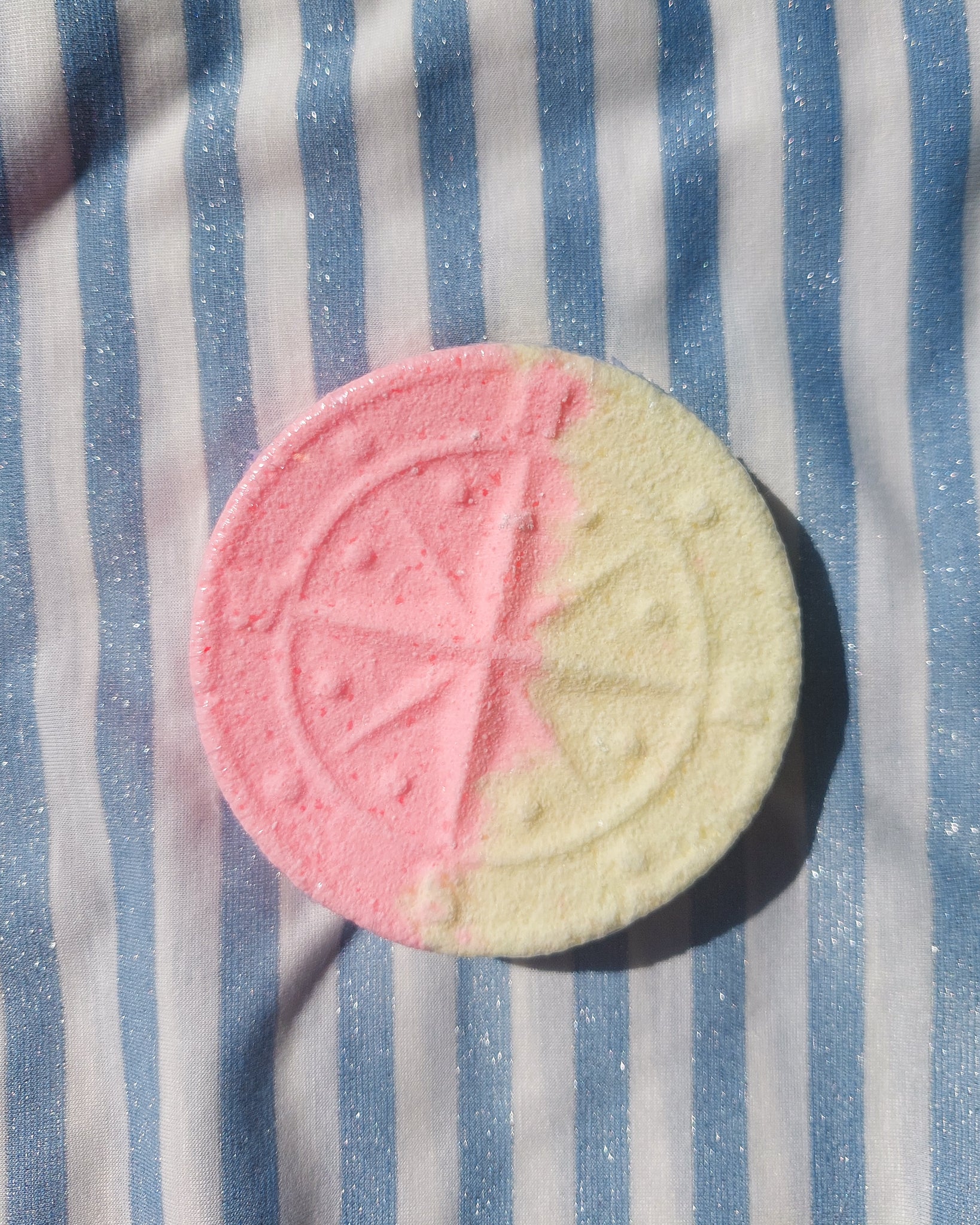 Wabana Ooh-Na-Na Tropical Bath Bomb